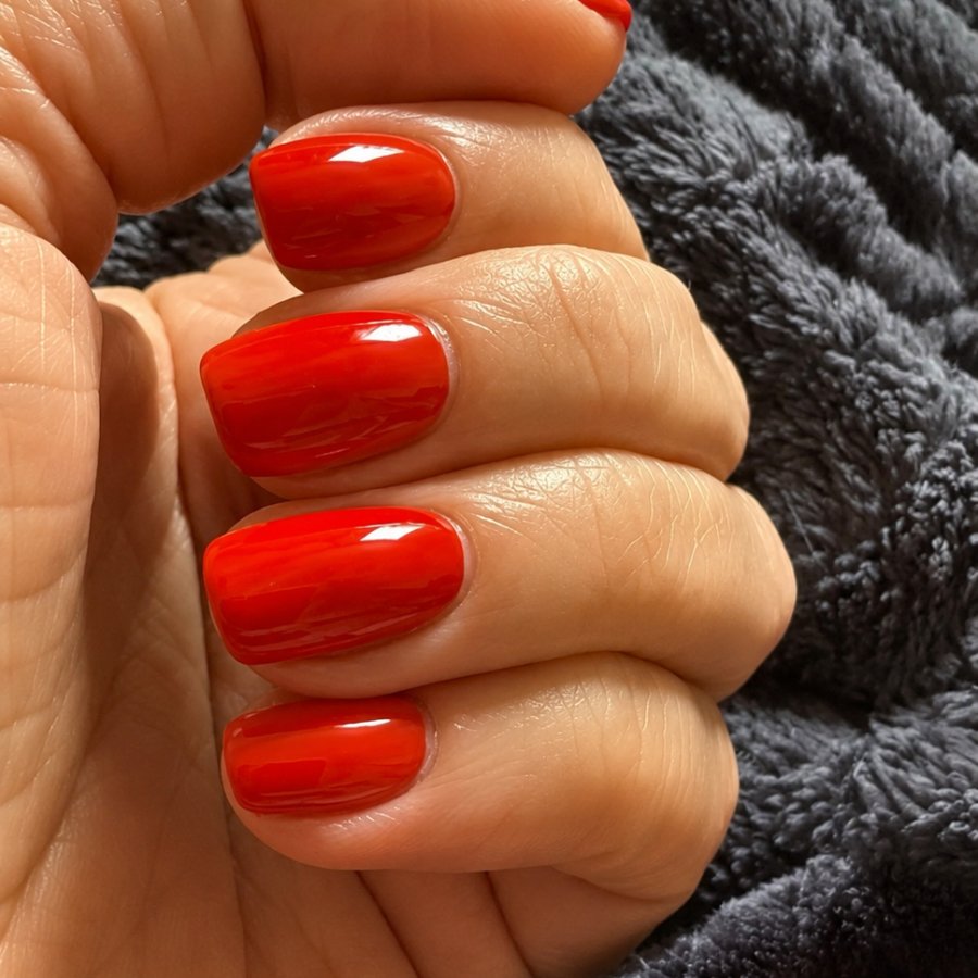 Rote Gelnägel – NT Nagelneu Dreieich